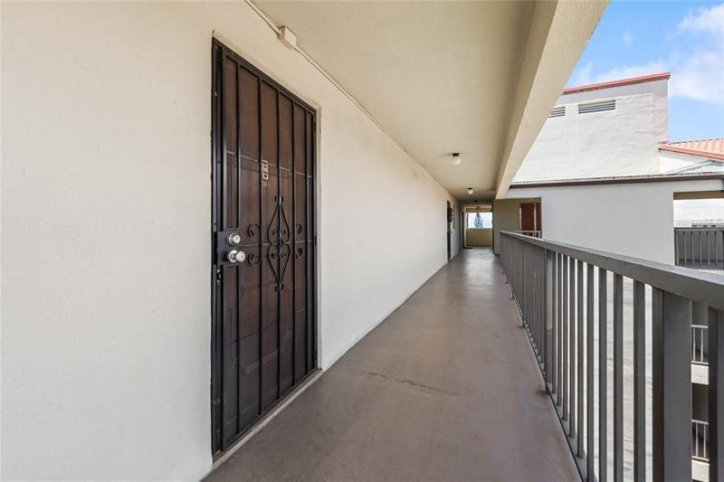 2314 S Cypress Bend Drive, Unit 713, Pompano Beach, FL 33069 Photo