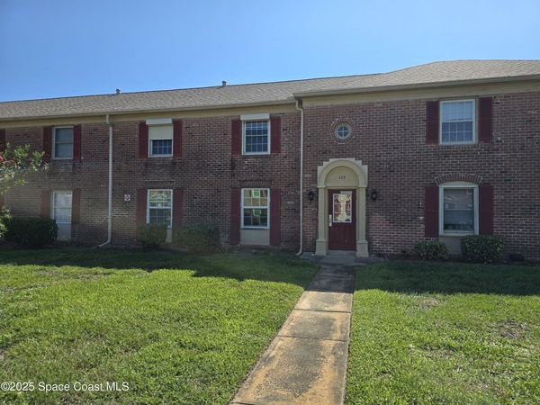 125 E Colonial Court, Unit C, Indian Harbour Beach, FL 32937