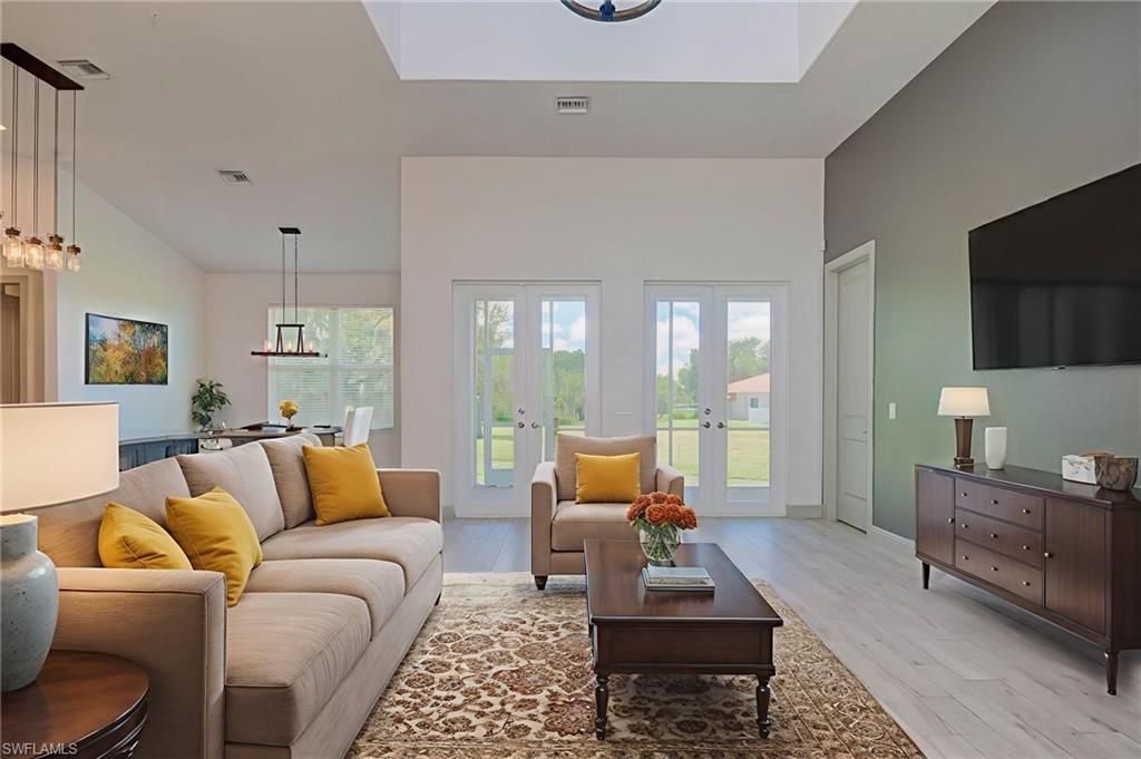 18111 Riverchase Ct, Alva, FL 33920 Photo