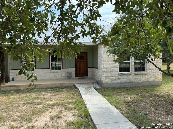 17 Ernest, Boerne, TX 78006