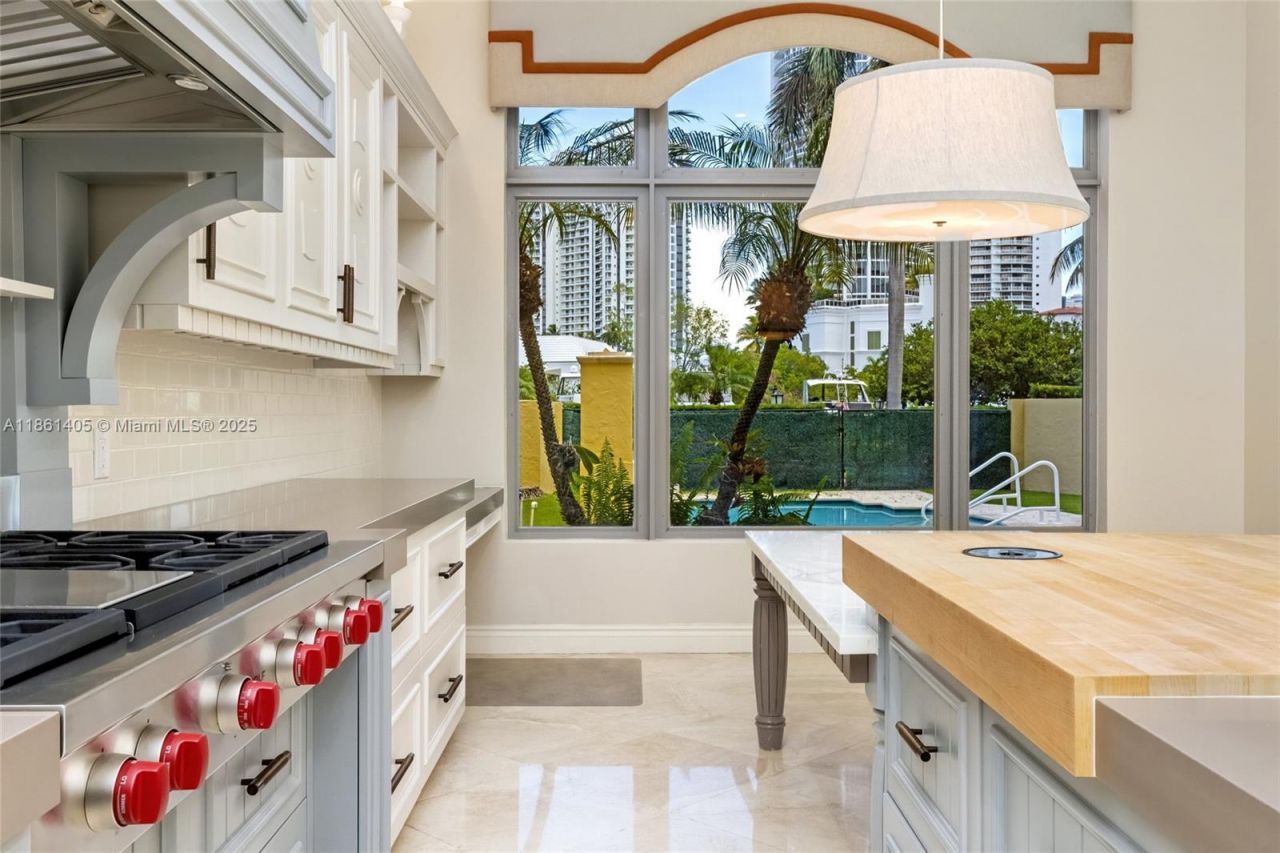 1504 Island Blvd, Aventura, FL 33160 Photo