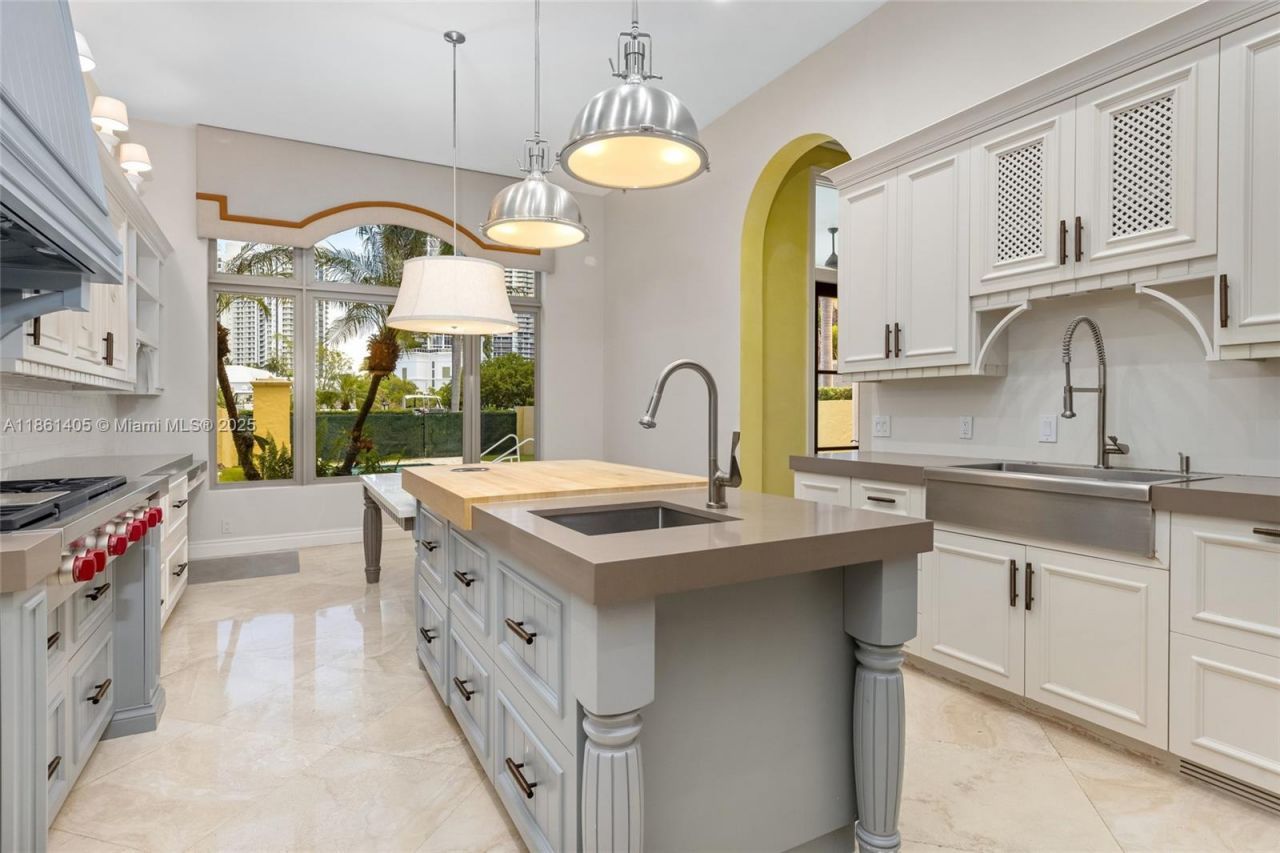 1504 Island Blvd, Aventura, FL 33160 Photo