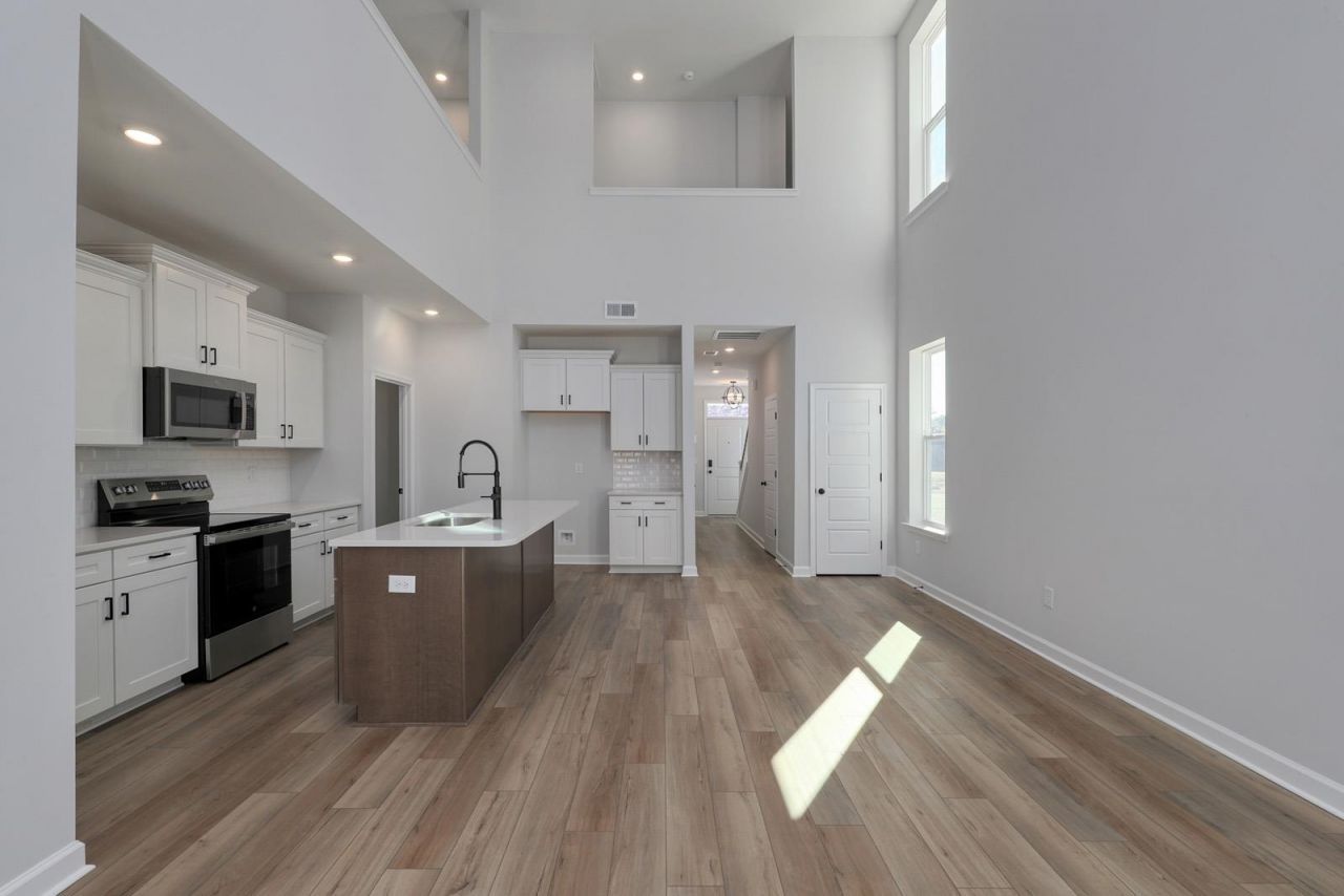 244 Layla Way Photo 16