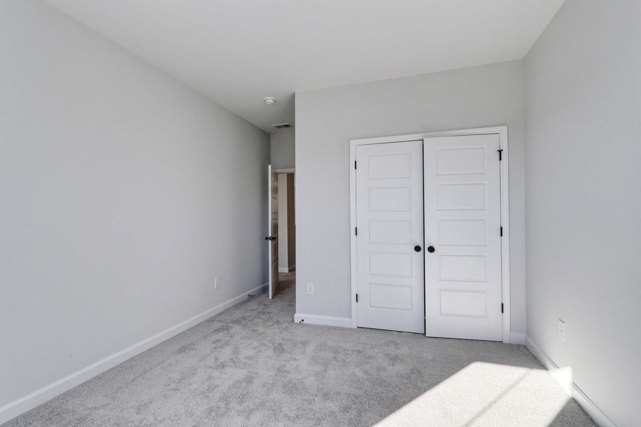 244 Layla Way Photo 22