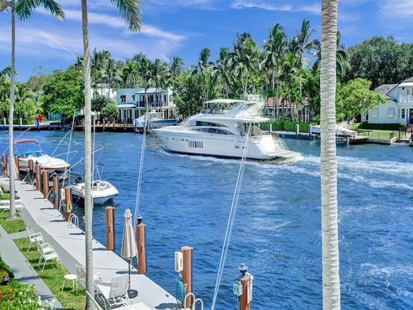 1000 SE 4th Street, Unit 219, Fort Lauderdale, FL 33301