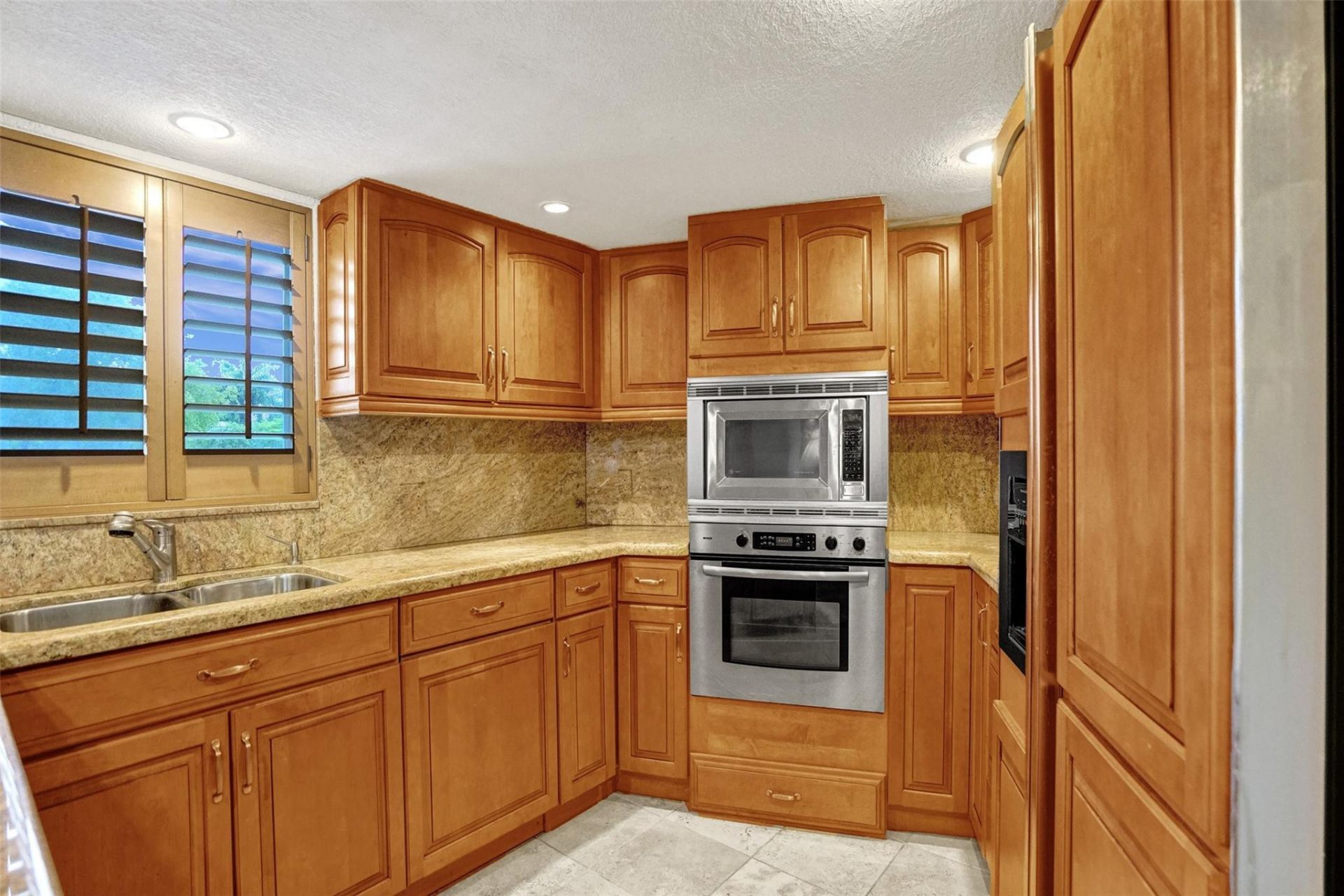 1000 SE 4th Street, Unit 219, Fort Lauderdale, FL 33301 Photo