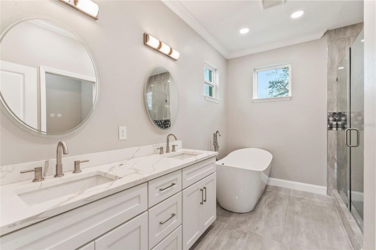 809 W Linebaugh Ave, Unit 2A, Tampa, FL 33612 Photo