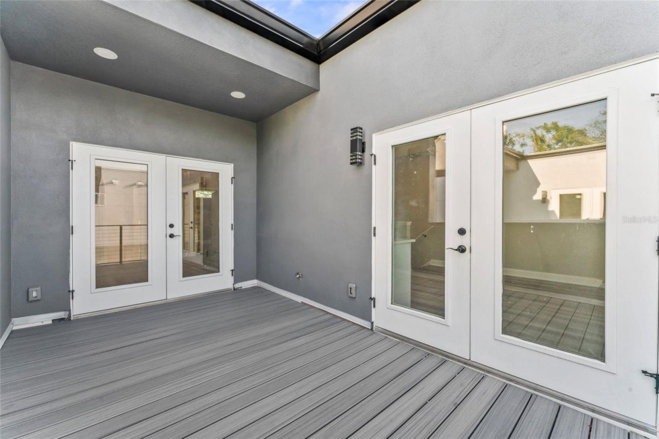 809 W Linebaugh Ave, Unit 2A, Tampa, FL 33612 Photo