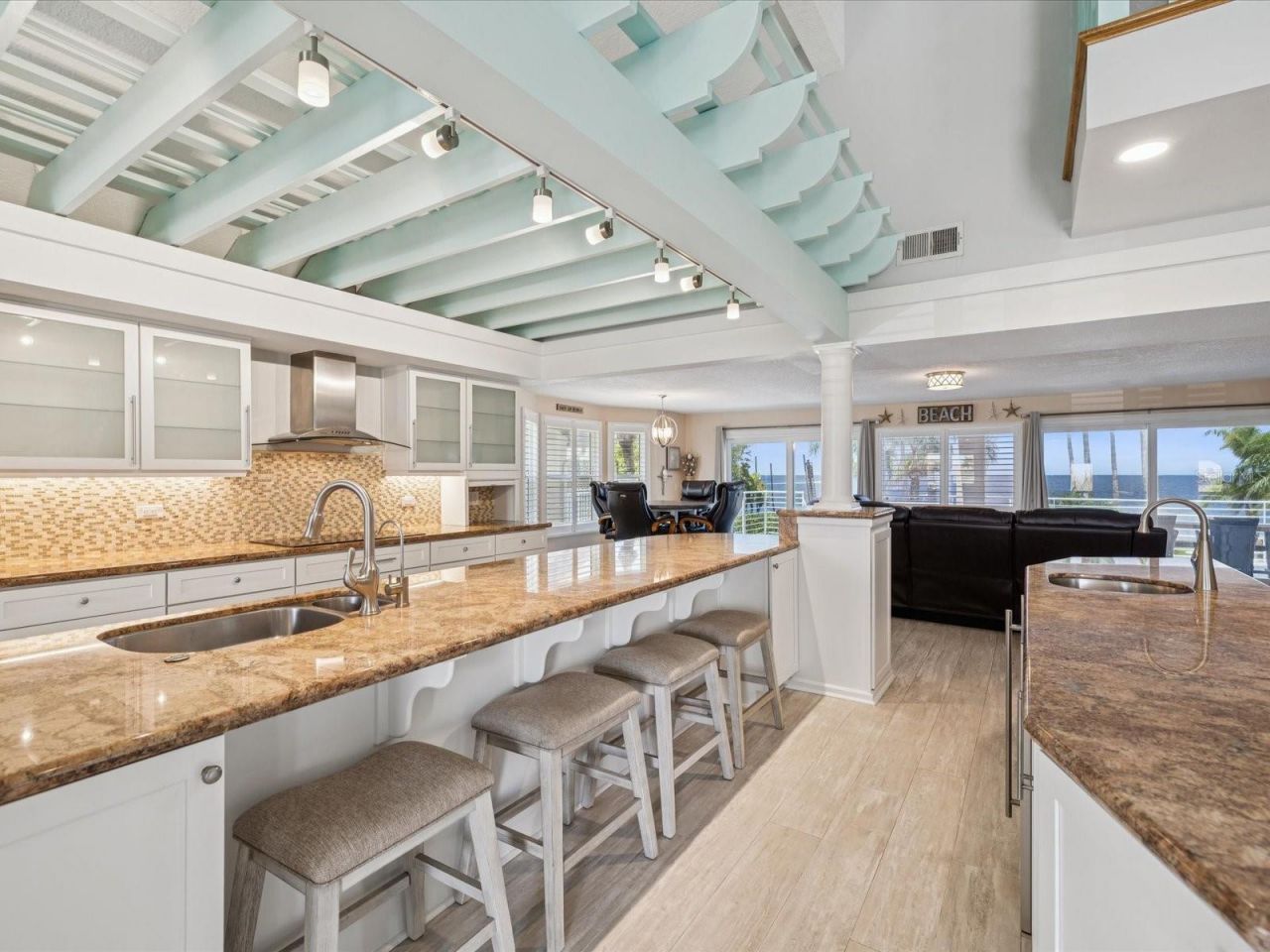 5101 Westshore Drive, New Port Richey, FL 34652 Photo