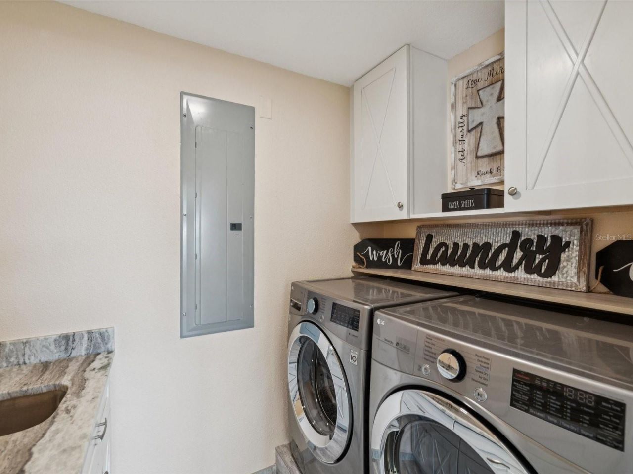 5101 Westshore Drive, New Port Richey, FL 34652 Photo