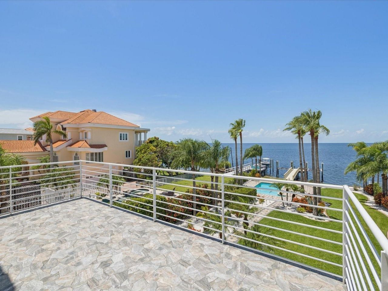 5101 Westshore Drive, New Port Richey, FL 34652 Photo