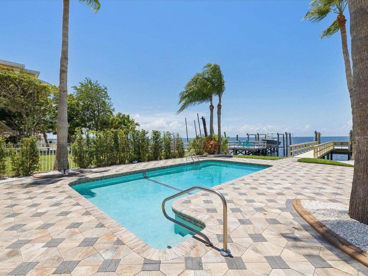 5101 Westshore Drive, New Port Richey, FL 34652 Photo