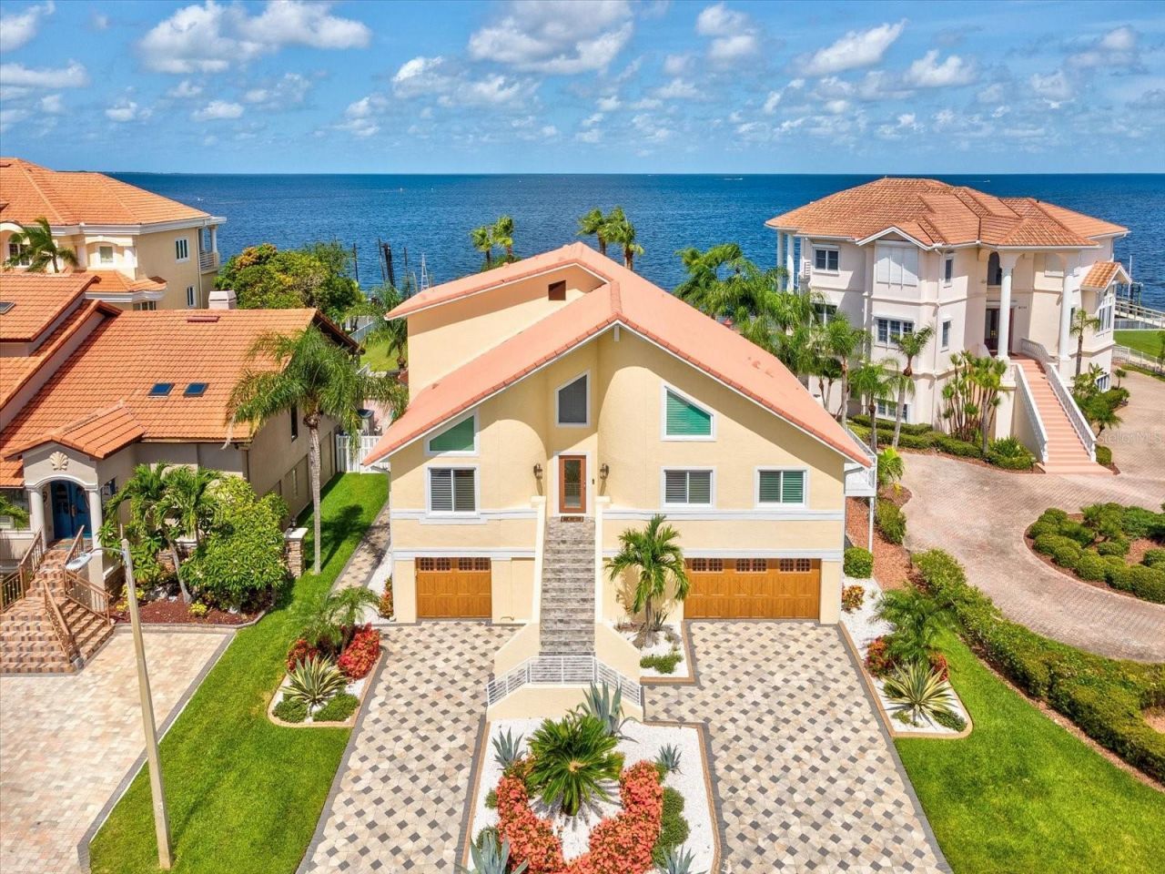 5101 Westshore Drive, New Port Richey, FL 34652 Photo