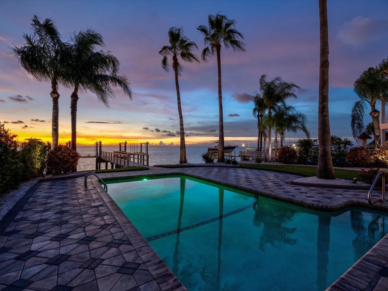 5101 Westshore Drive, New Port Richey, FL 34652 Photo