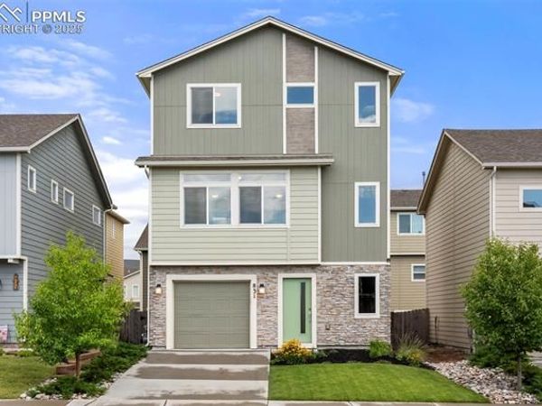 831 Endeavor Way, Colorado Springs, CO 80915