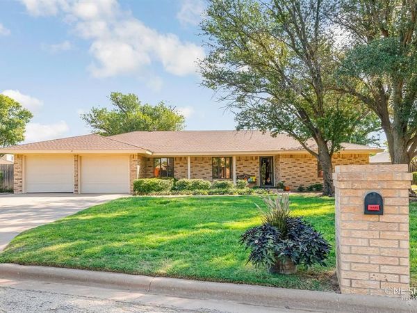 5506 Cedar Creek Drive, Snyder, TX 79549