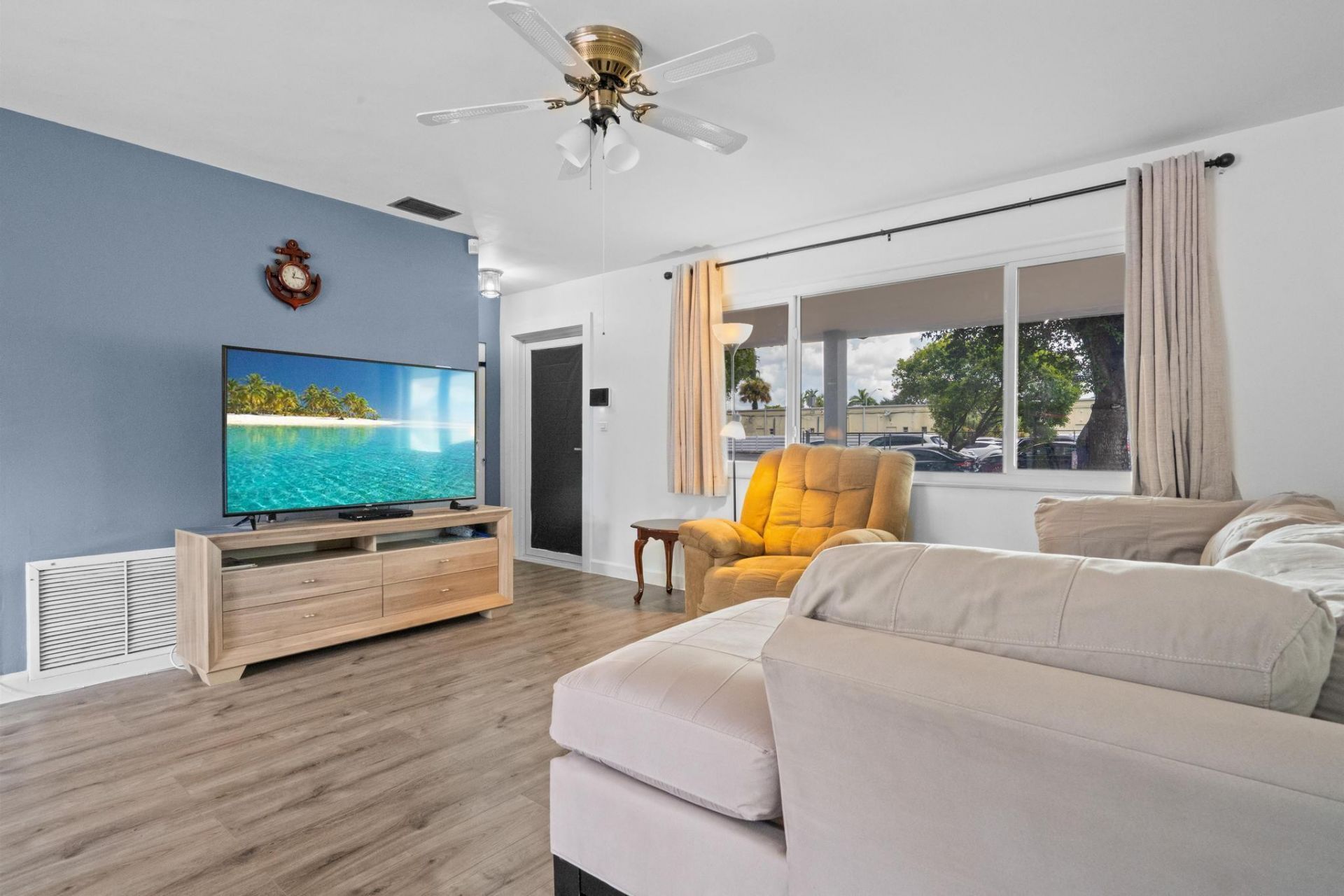 7160 Venetian Street, Miramar, FL 33023 Photo