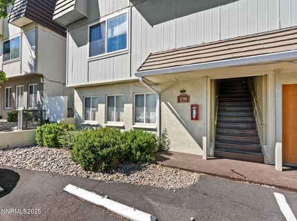 230 Bisset Court, Unit B, Reno, NV 89503 Photo