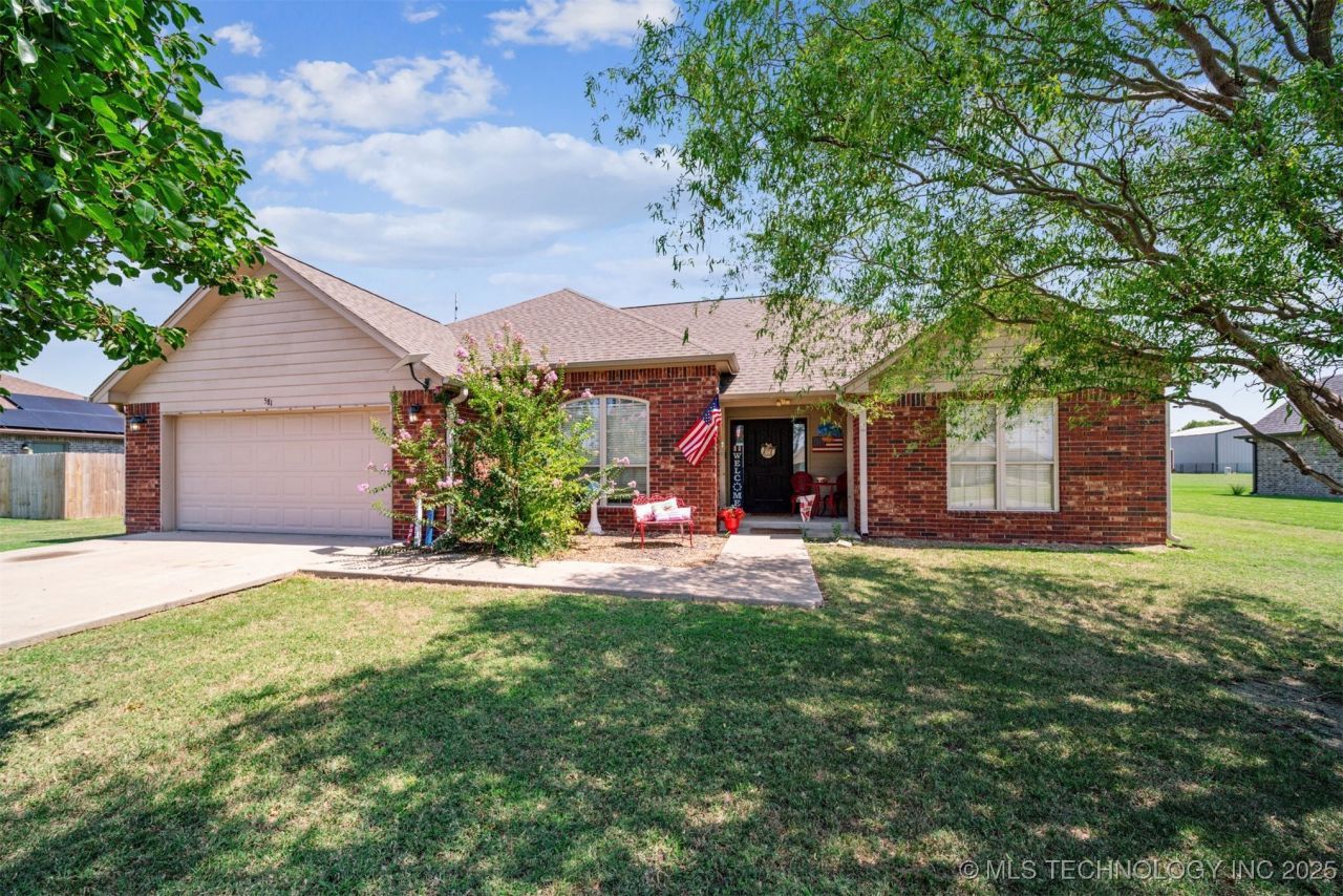 581 E 498 Circle, Pryor, OK 74361 Main Photo