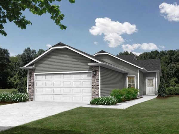 6270 21st Street S, Fargo, ND 58104