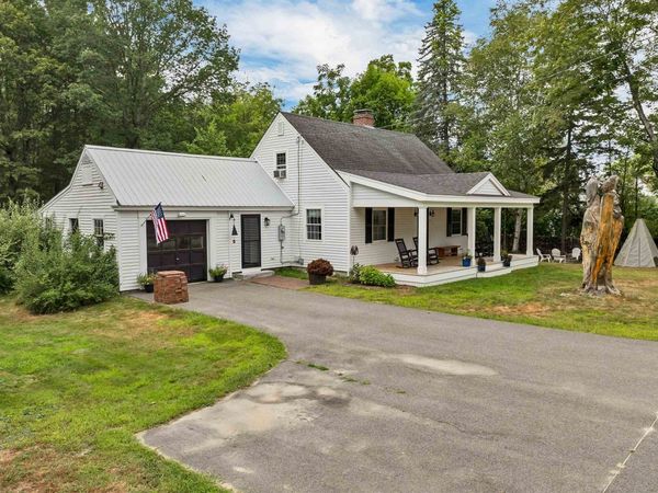 21 Goodrich Road, Wolfeboro, NH 03894