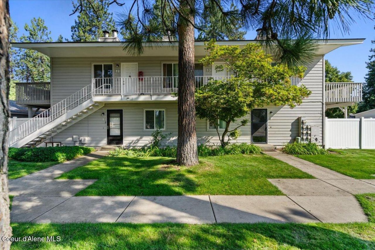 683 E Whispering Pines Ln, Unit #14, Coeur d Alene, ID 83815 Main Photo