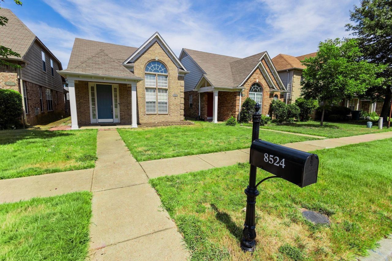 8524 Shady Elm Dr St, Cordova, TN 38108 Main Photo