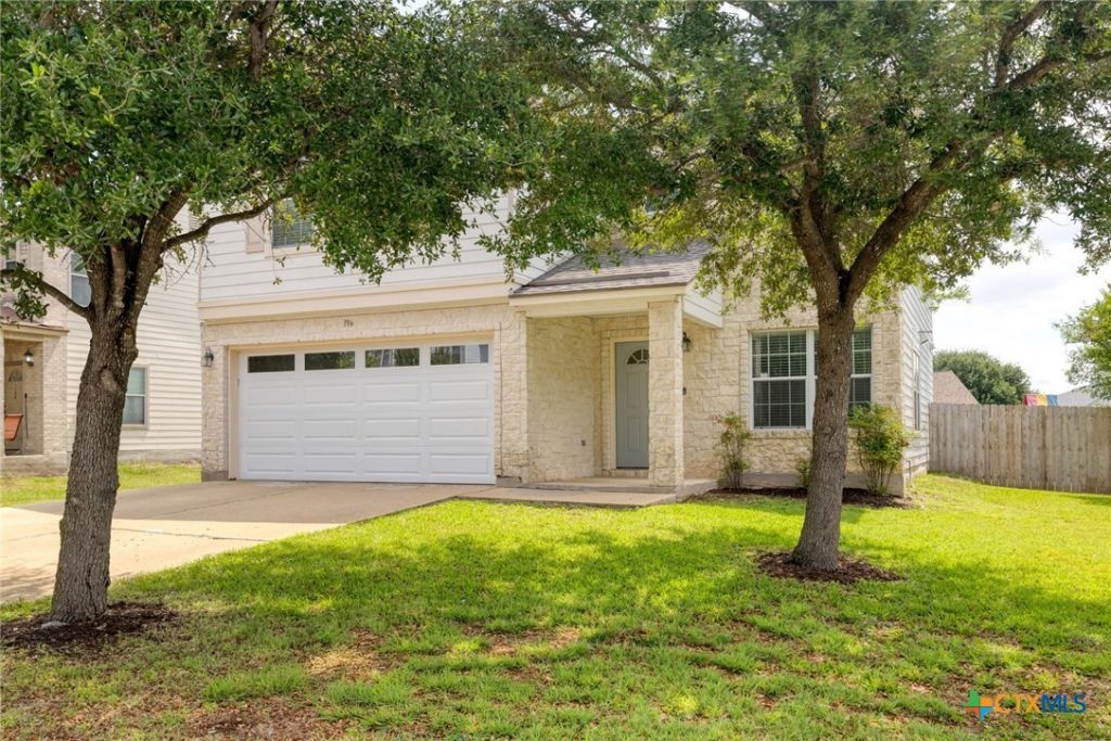 196 Cazador Drive, San Marcos, TX 78666 Main Photo