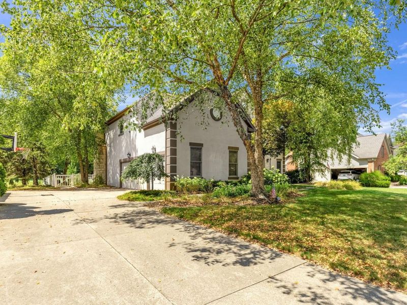 3395 Heritage Oaks Drive, Hilliard, OH 43026 Photo 2