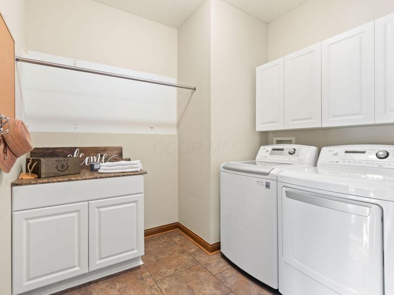 3395 Heritage Oaks Drive, Hilliard, OH 43026 Photo 23