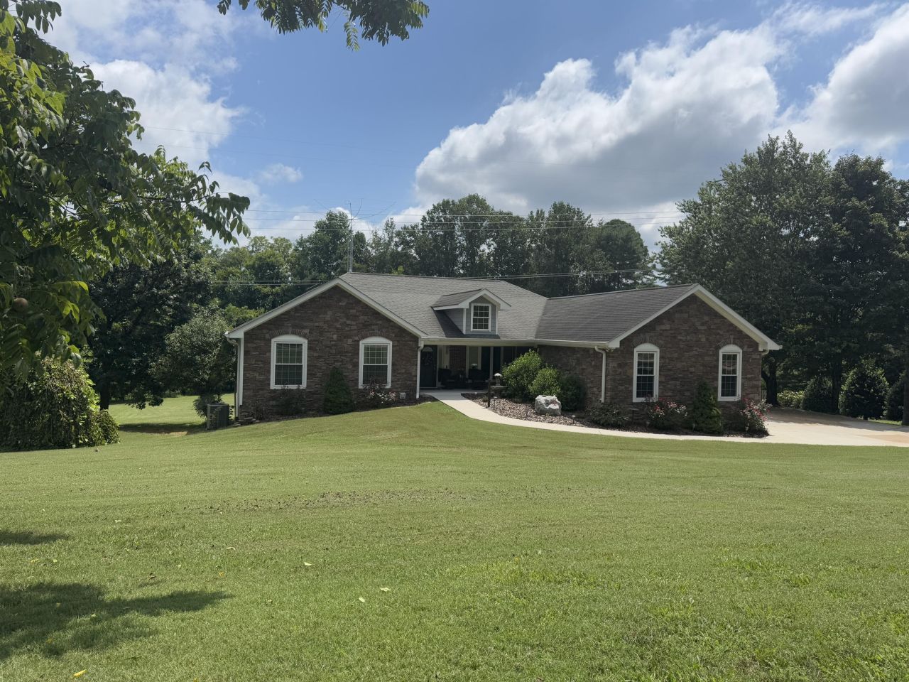 5634 Barrington Country Circle, Collegedale, TN 37363 Main Photo