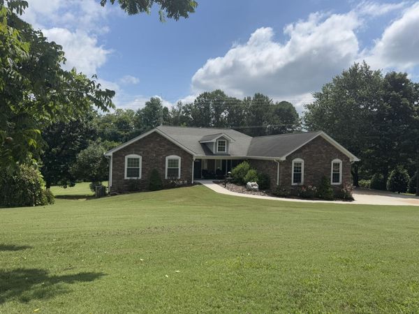 5634 Barrington Country Circle, Collegedale, TN 37363