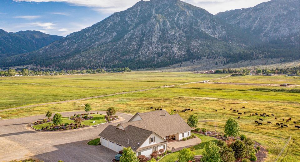 600 Artemesia Lane, Gardnerville, NV 89460 Photo