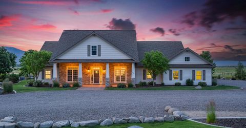 600 Artemesia Lane, Gardnerville, NV 89460 Photo