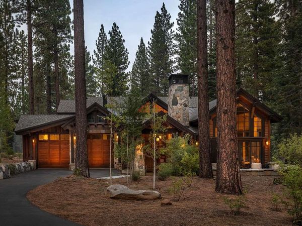 10606 Dutton Court, Truckee, CA 96161