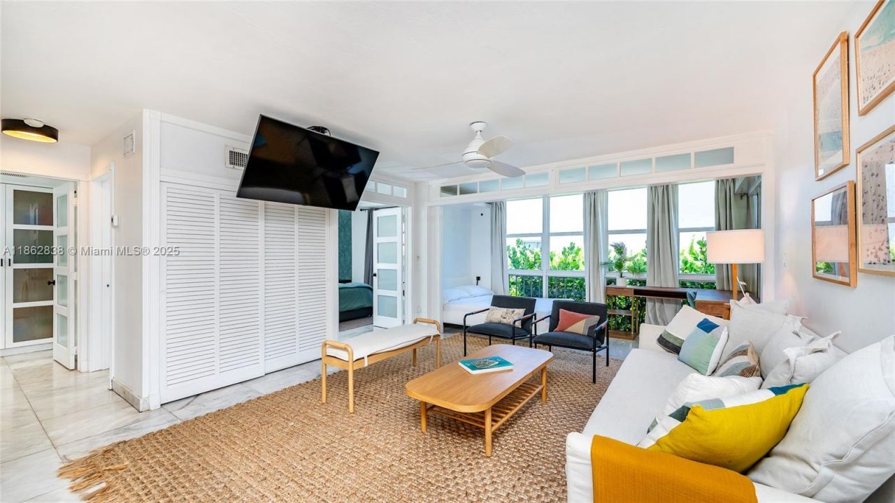 195 Sunrise Dr, Unit 1, Key Biscayne, FL 33149 Photo