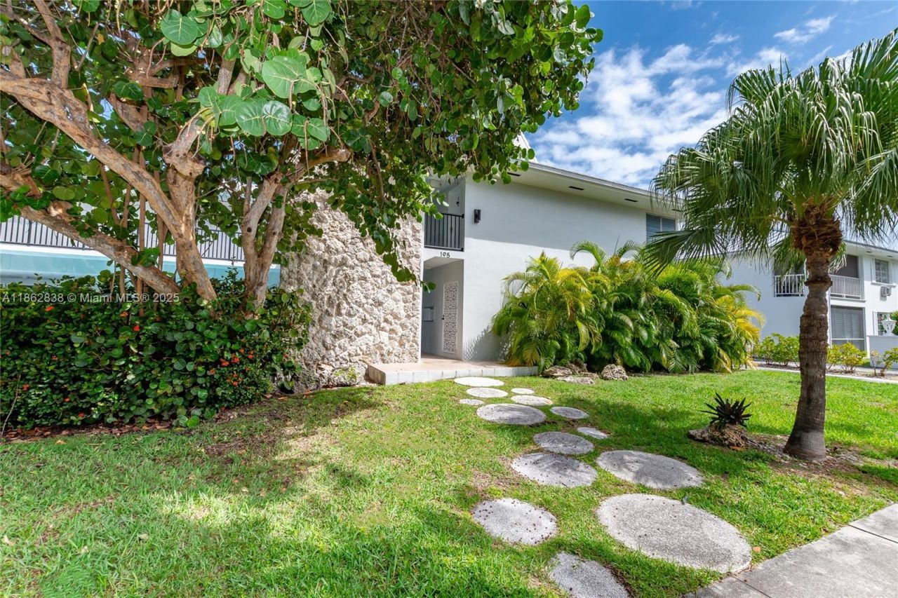 195 Sunrise Dr, Unit 1, Key Biscayne, FL 33149 Photo