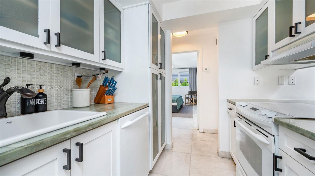 195 Sunrise Dr, Unit 1, Key Biscayne, FL 33149 Photo