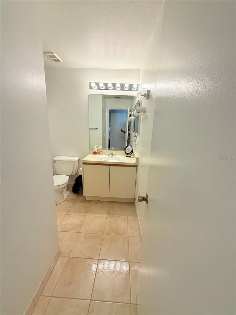 3001 58th Avenue S, Unit 1002, Saint Petersburg, FL 33712 Photo