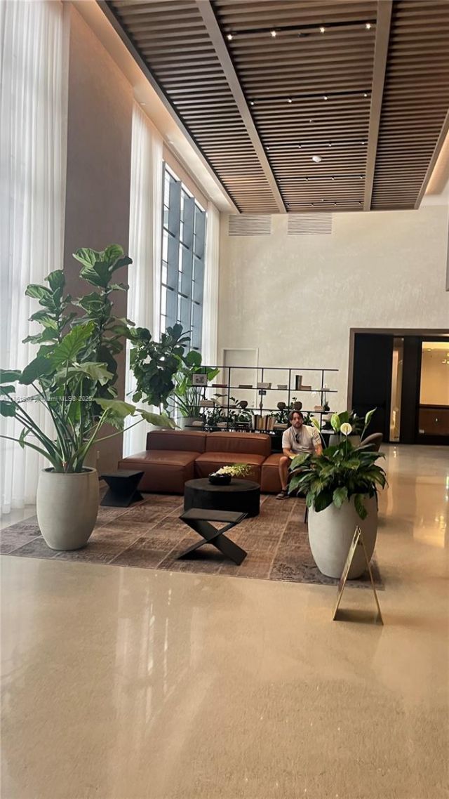 159 NE 6th St, Unit 4605, Miami, FL 33132 Photo