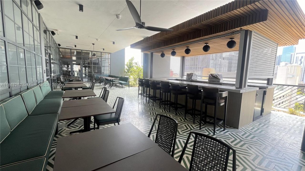 159 NE 6th St, Unit 4605, Miami, FL 33132 Photo