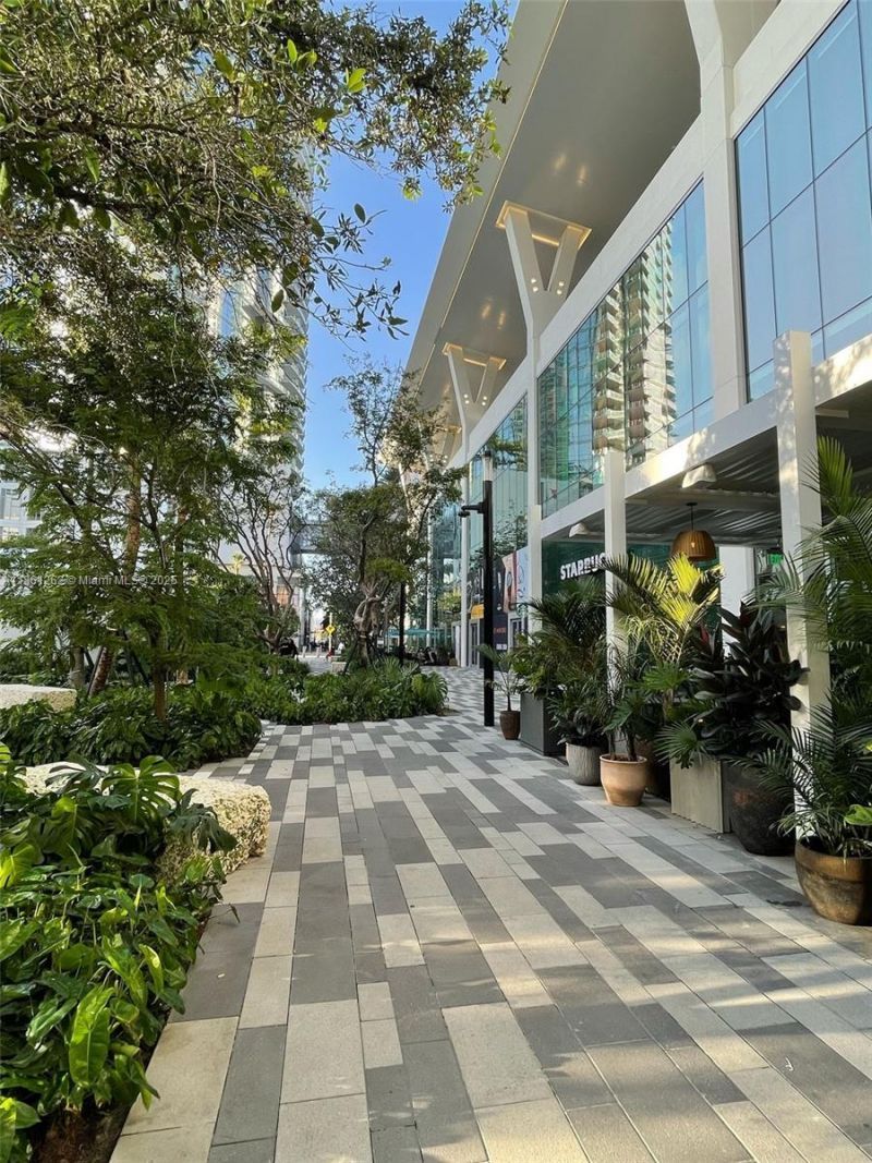 159 NE 6th St, Unit 4605, Miami, FL 33132 Photo