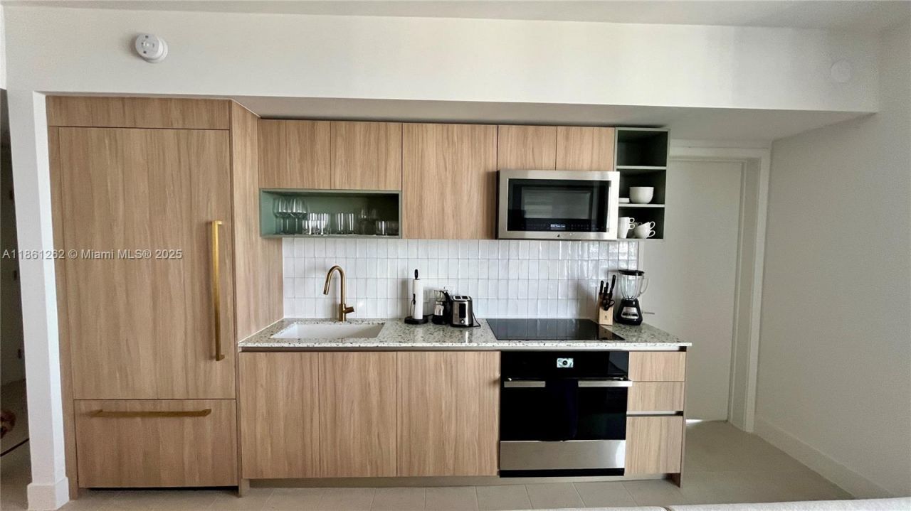 159 NE 6th St, Unit 4605, Miami, FL 33132 Photo