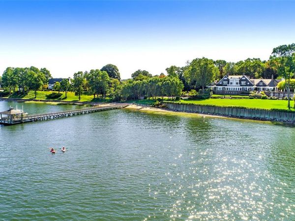 227 Dock Lane, Great Neck, NY 11024