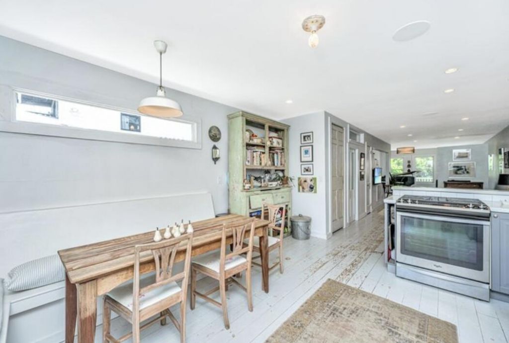 1 Paige Court Photo 12