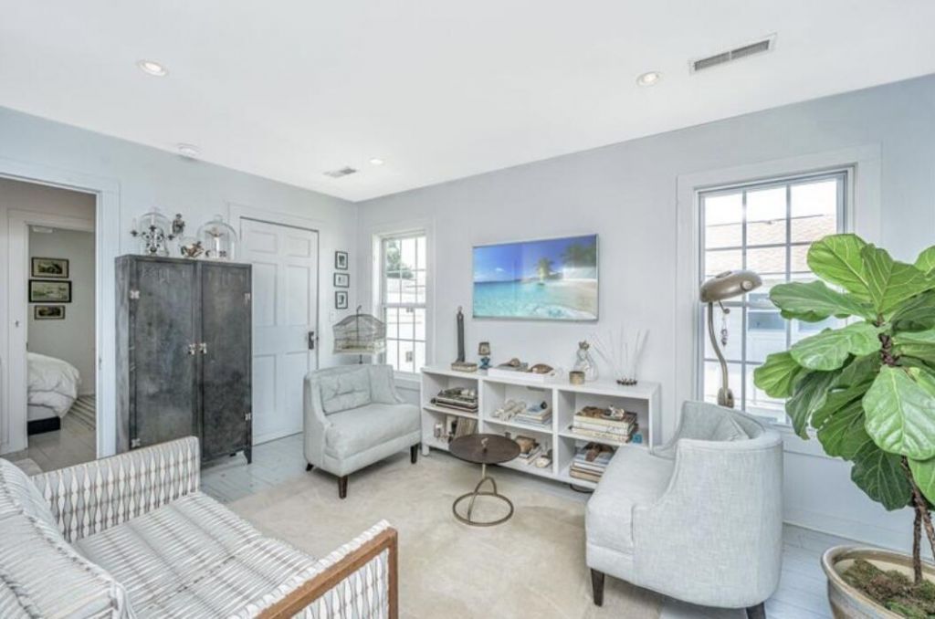 1 Paige Court Photo 17