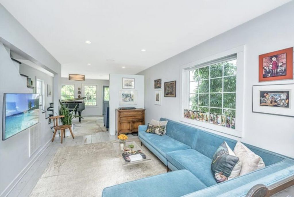 1 Paige Court Photo 8