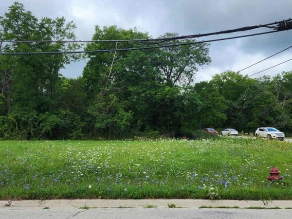 1273 W Dundee Road, Palatine, IL 60074