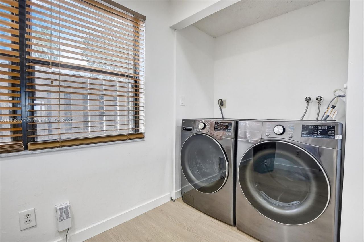 340 SW 97th Ave, Pembroke Pines, FL 33025 Photo