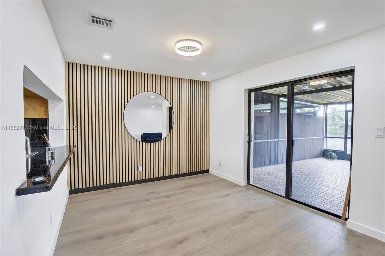 340 SW 97th Ave, Pembroke Pines, FL 33025 Photo